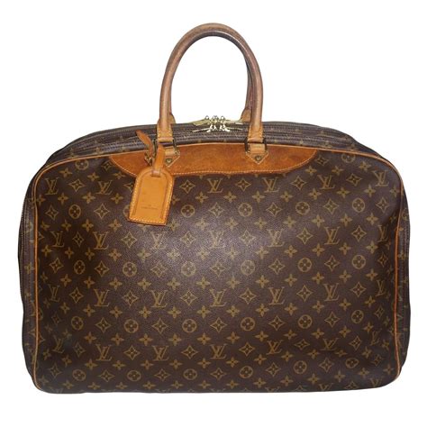 louis vuitton weekend bag women's.